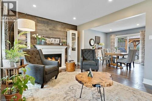 34 Leslie Avenue, Cambridge, ON - Indoor Photo Showing Living Room With Fireplace