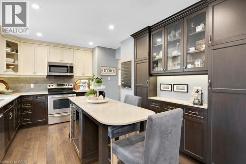 34 Leslie Avenue, Cambridge, ON - Indoor Photo Showing Kitchen With Stainless Steel Kitchen