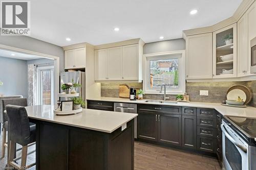 34 Leslie Avenue, Cambridge, ON - Indoor Photo Showing Kitchen With Stainless Steel Kitchen With Upgraded Kitchen
