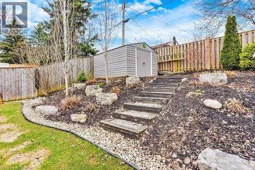 34 Leslie Avenue, Cambridge, ON - Outdoor