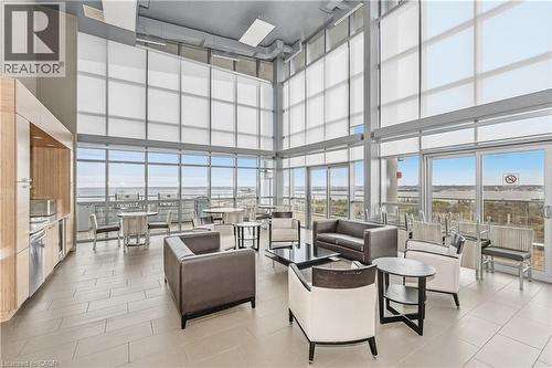 Amenities - Indoor Kitchen / BBQ area - 20th floor - 551 Maple Avenue Unit# 1407, Burlington, ON - Indoor