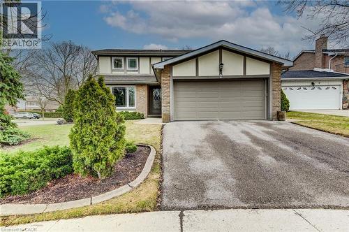 2 BLUE SPRUCE Court  Kitchener, ON N2N 1L1