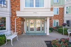 210 - 3420 FREDERICK AVENUE Lincoln (Lincoln-Jordan/Vineland), ON L0R 2C0