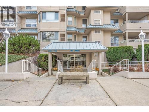 1965 Durnin Road Unit# 111  Kelowna, BC V1X 7K6