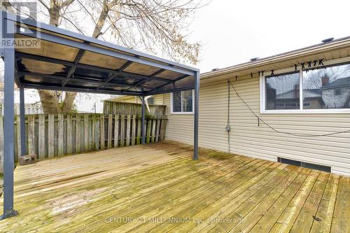 15 Northview Heights Drive, Cambridge, ON - Outdoor With Deck Patio Veranda