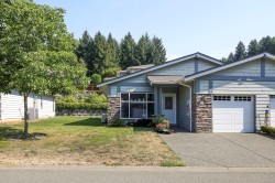 50-2001 Blue Jay Pl Courtenay, BC V9N 4A8