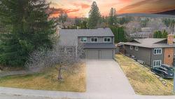 913 HUNTLEIGH Crescent Kamloops, BC V1S 1G7