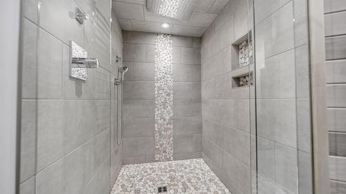 347 Forest Crowne Terrace, Kimberley, BC - Indoor Photo Showing Bathroom