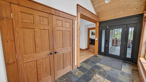 347 Forest Crowne Terrace, Kimberley, BC - Indoor Photo Showing Other Room