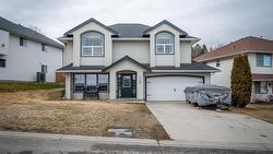 2348 Whitburn Crescent Kamloops, BC V1S 1W4