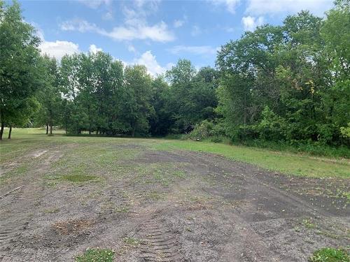 0 River Rd, Lorette, MB 