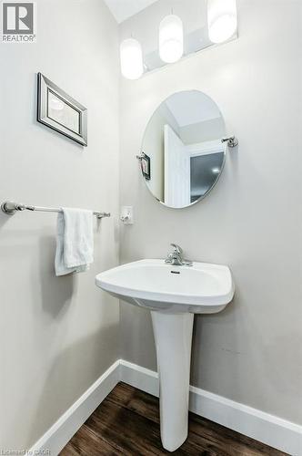 219 Corrie Crescent, Waterloo, ON - Indoor Photo Showing Bathroom