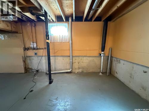 970 Larson Crescent, Eston, SK - Indoor Photo Showing Basement