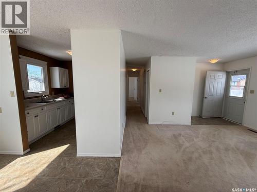 970 Larson Crescent, Eston, SK - Indoor Photo Showing Other Room