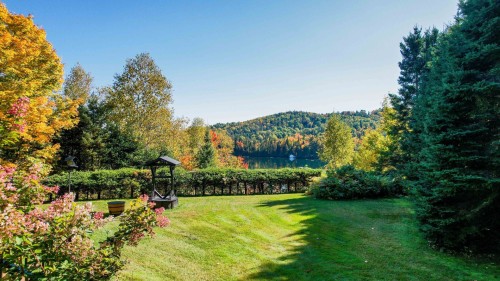 Cour - 20 Ch. Poupart, Ivry-Sur-Le-Lac, QC 
