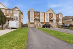 17 Hemlock Way Grimsby, ON L3M 0A7