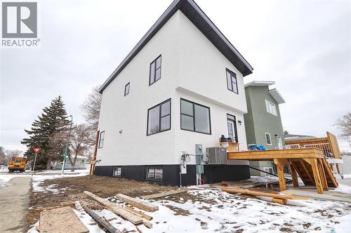 2475 Mcara Street, Regina, SK - Outdoor