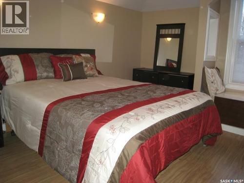 1437 Argyle Street, Regina, SK - Indoor Photo Showing Bedroom