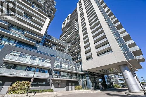 2081 Fairview Street Unit# 1402, Burlington, ON - Outdoor With Balcony