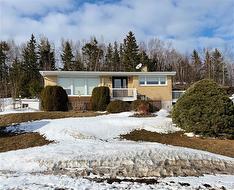 337 Dillon AVE  Dalhousie, NB E8C 1N4