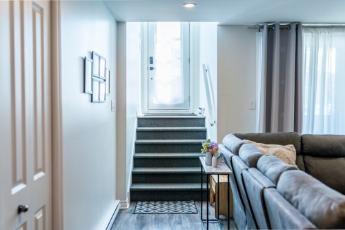 Entrée extérieure - 596 Rue Du Mont-Brome, Granby, QC - Indoor Photo Showing Other Room
