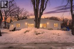 33 Antrim STREET Lanigan, SK S0K 2M0