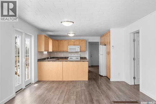 125 Central Avenue S, Christopher Lake, SK - Indoor Photo Showing Kitchen