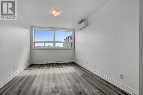 Other Front Room - 301 - 2820 Danforth Avenue, Toronto, ON 