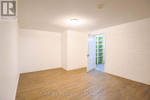 325 Grantham Avenue, St. Catharines (Carlton/Bunting), ON - Indoor Photo Showing Other Room