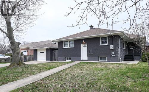 325 Grantham Avenue, St. Catharines (Carlton/Bunting), ON - Outdoor