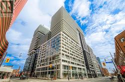 2724 - 135 LOWER SHERBOURNE STREET Toronto, ON M5A 1Y4