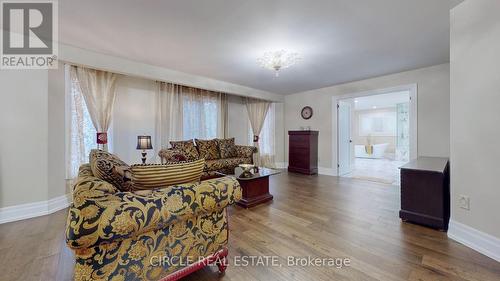 5351 Forest Ridge Drive, Mississauga, ON - Indoor