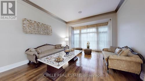 5351 Forest Ridge Drive, Mississauga, ON - Indoor Photo Showing Living Room