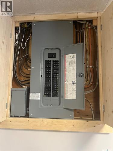 333 7Th Street, Alameda, SK - Indoor Photo Showing Basement