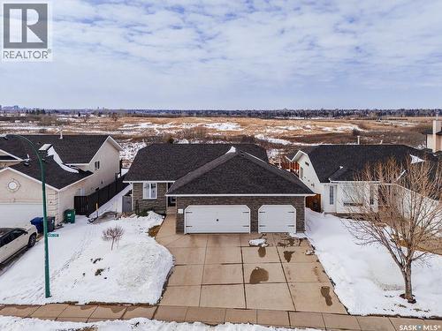 330 Pobran Crescent, Saskatoon, SK - Outdoor