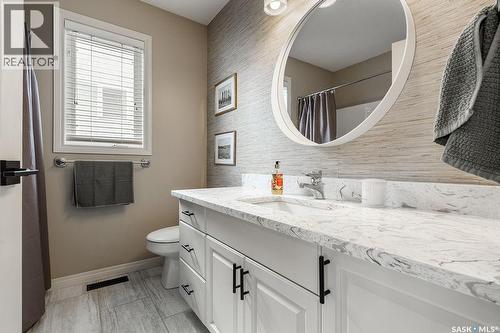 330 Pobran Crescent, Saskatoon, SK - Indoor Photo Showing Bathroom