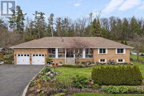 15 DEANNA DRIVE  Wasaga Beach, ON L9Z 1J5