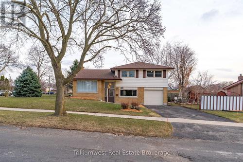 135 Burbank Road, Kitchener, ON - Outdoor With Facade