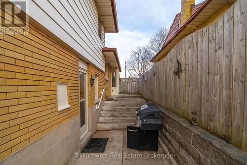 135 Burbank Road, Kitchener, ON - Outdoor With Exterior
