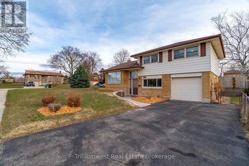 135 Burbank Road, Kitchener, ON - Outdoor