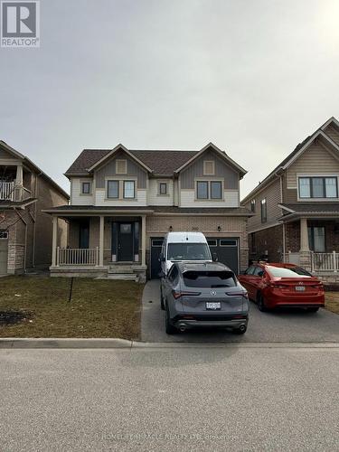 300 SYMINGTON COURT  Oshawa, ON L1L 0J9