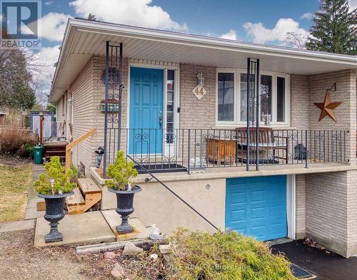 44 Breckenridge Drive, Kitchener, ON - Outdoor