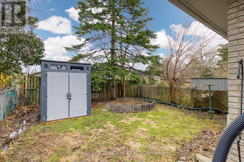 44 Breckenridge Drive, Kitchener, ON - Outdoor