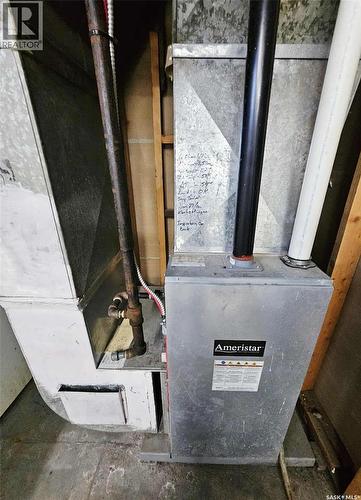 91 Franklin Avenue, Yorkton, SK - Indoor