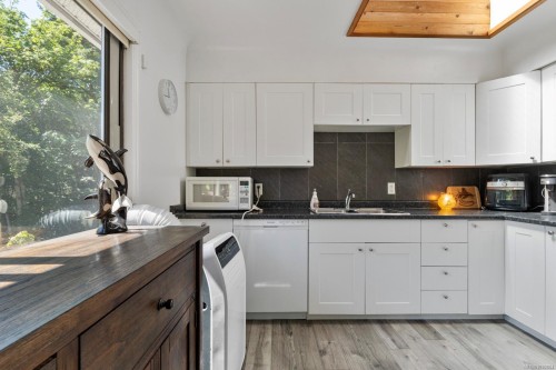 5211 Sooke Rd, Sooke, BC 
