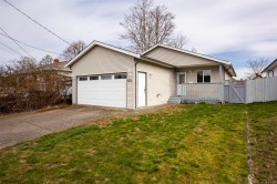 624 Winchester Ave Nanaimo, BC V9R 4B8