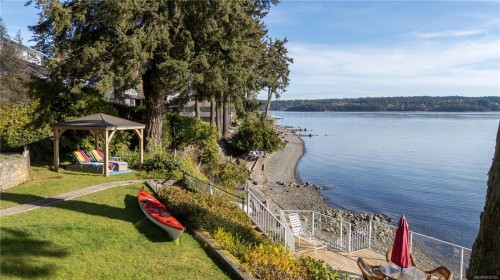 319 Chemainus Rd, Ladysmith, BC 