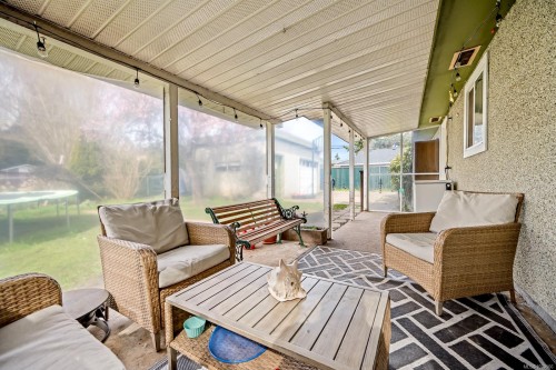 483 Pritchard Rd, Comox, BC 