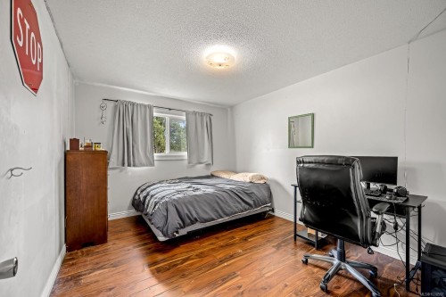 483 Pritchard Rd, Comox, BC 