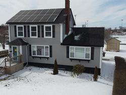 633 King Street New Waterford, NS B1H 3Z2